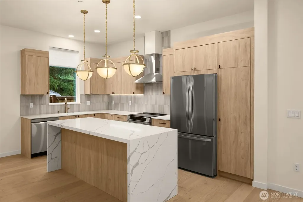 8409 NE 137th Street Kirkland WA 98034