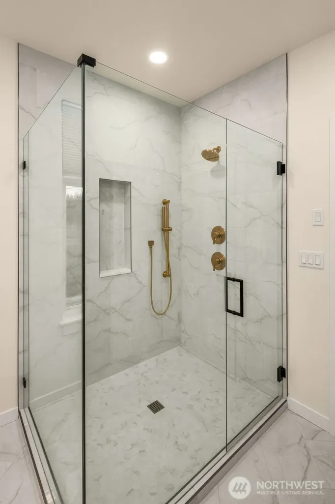 8409 NE 137th Street Kirkland WA 98034