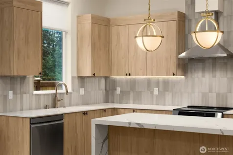 8409 NE 137th Street Kirkland WA 98034