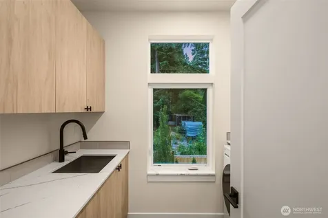 8409 NE 137th Street Kirkland WA 98034