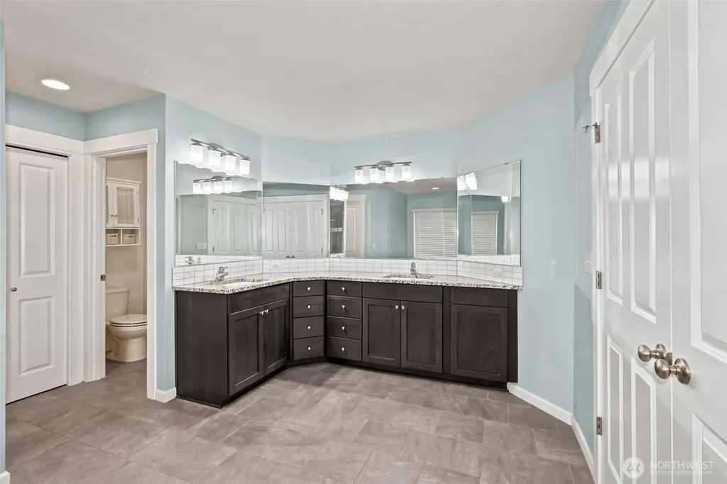 2805 Fiddleback Street NE Lacey WA 98516