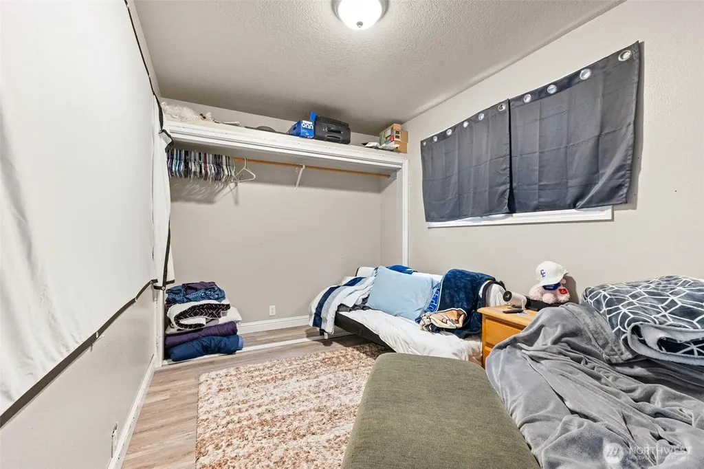 930 NW Pennsylvania Chehalis WA 98532