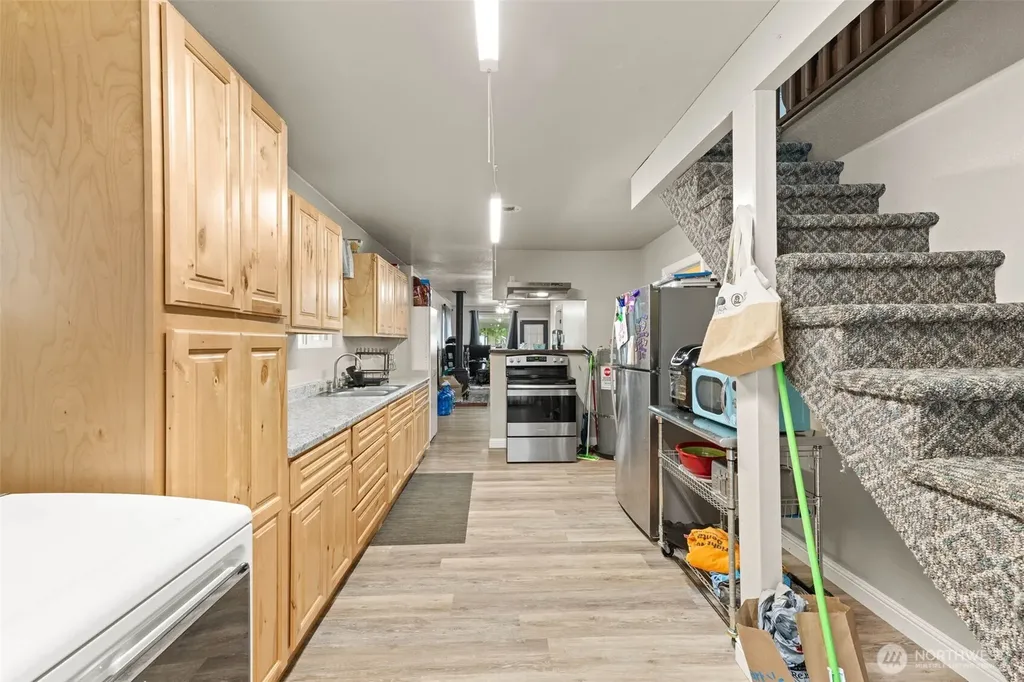 930 NW Pennsylvania Chehalis WA 98532