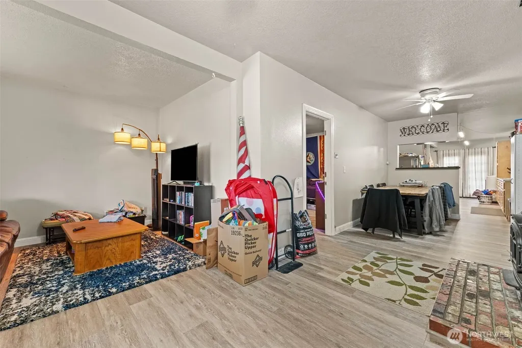 930 NW Pennsylvania Chehalis WA 98532