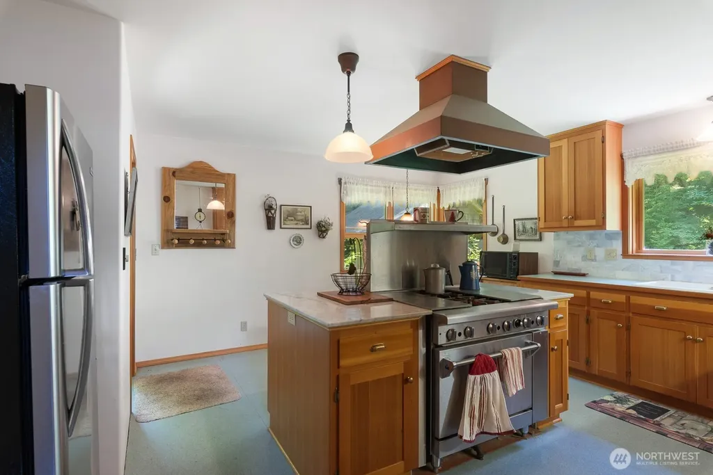 30831 NE 354th Avenue Arlington WA 98223