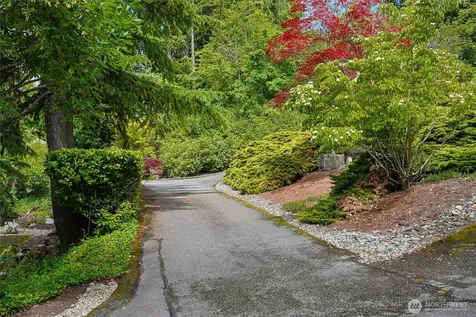8114 W Mercer Way Mercer Island WA 98040