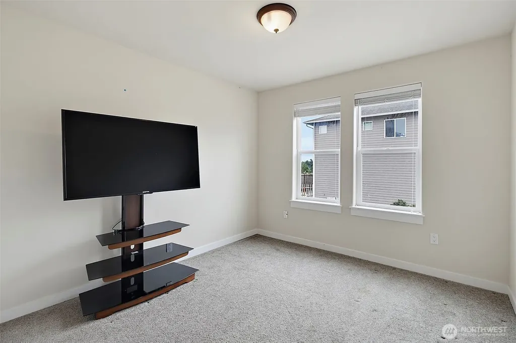 25330 128th Avenue SE Kent WA 98030