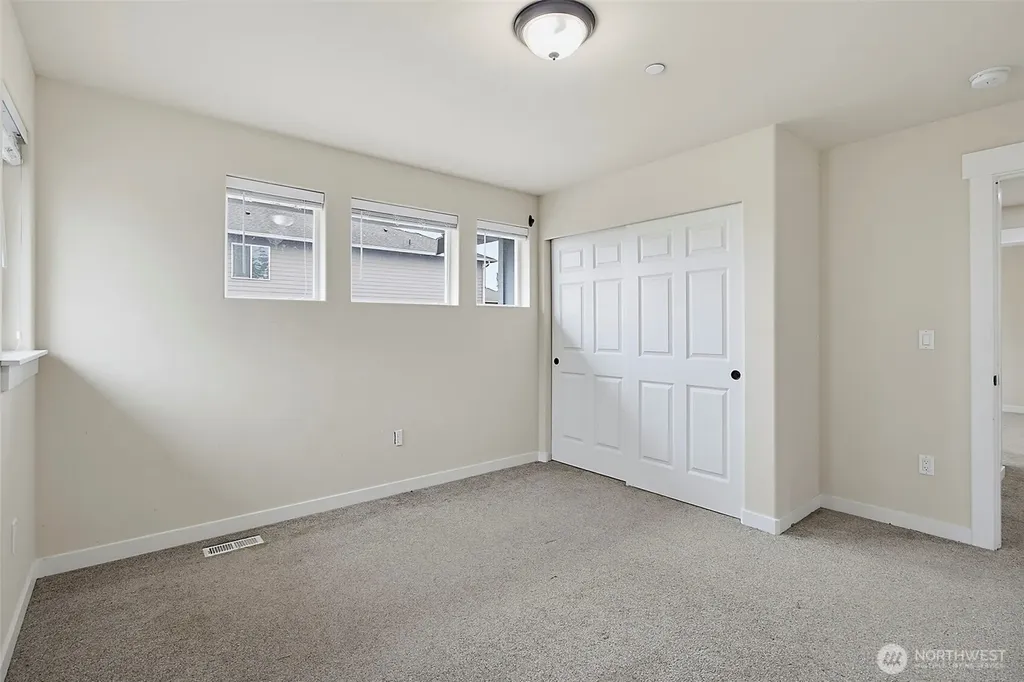 25330 128th Avenue SE Kent WA 98030