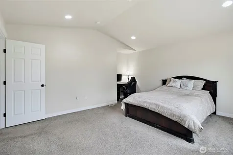 25330 128th Avenue SE Kent WA 98030