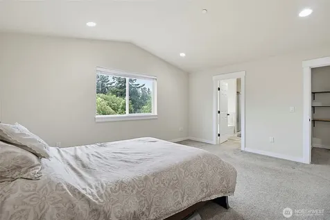 25330 128th Avenue SE Kent WA 98030