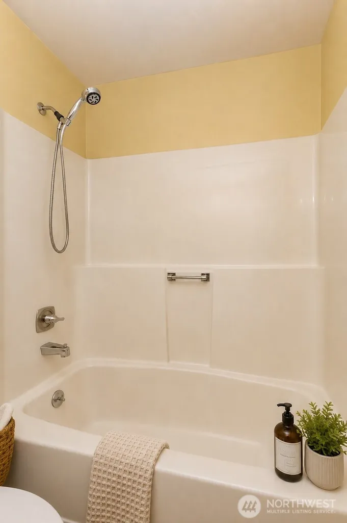 2904 Briarwood Court S Puyallup WA 98374