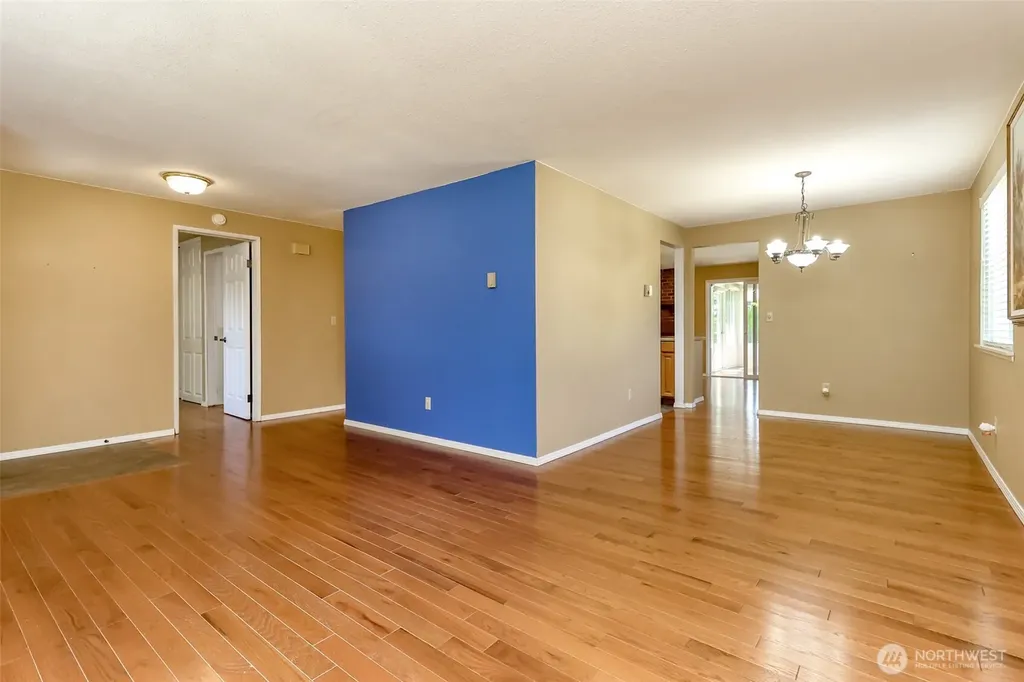 2904 Briarwood Court S Puyallup WA 98374