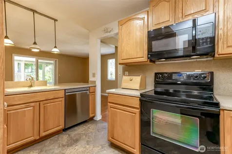 2904 Briarwood Court S Puyallup WA 98374