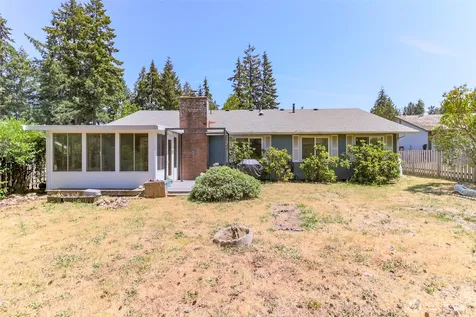 2904 Briarwood Court S Puyallup WA 98374