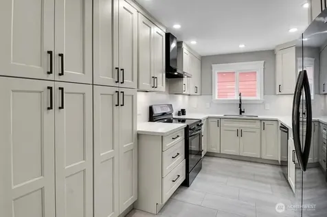 13427 5th Avenue SW Burien WA 98146