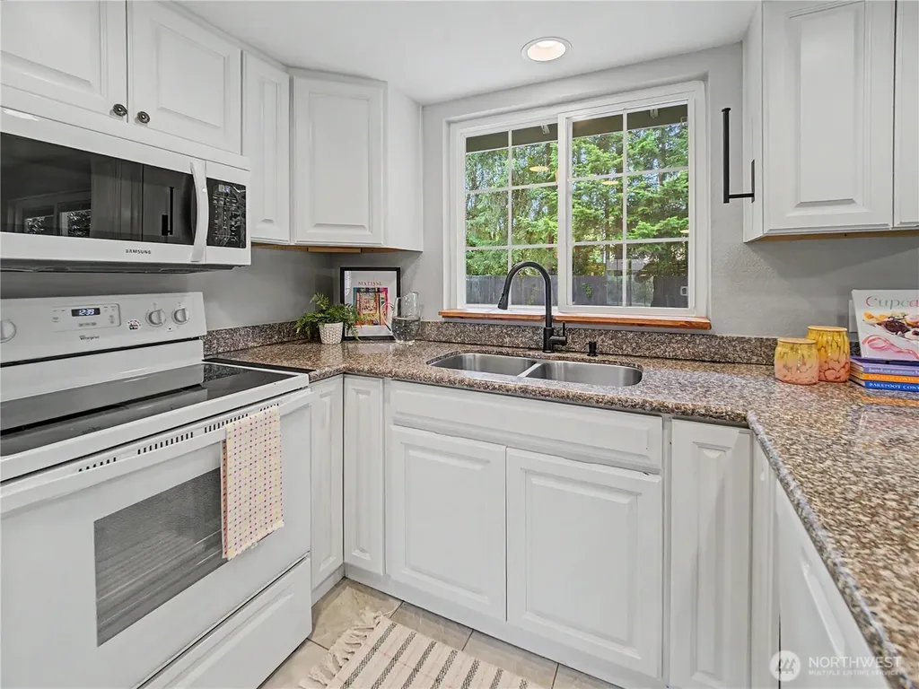 11822 Carter Avenue SW Port Orchard WA 98367