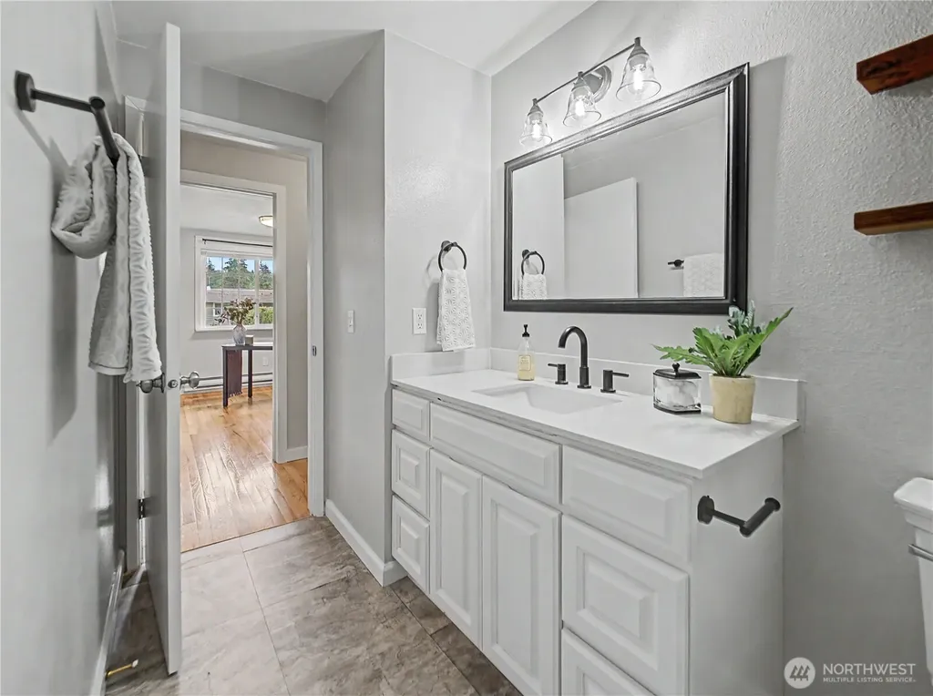 11822 Carter Avenue SW Port Orchard WA 98367