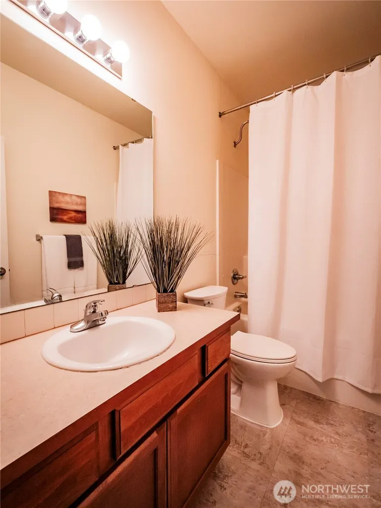 5219 56th Avenue SE Lacey WA 98503