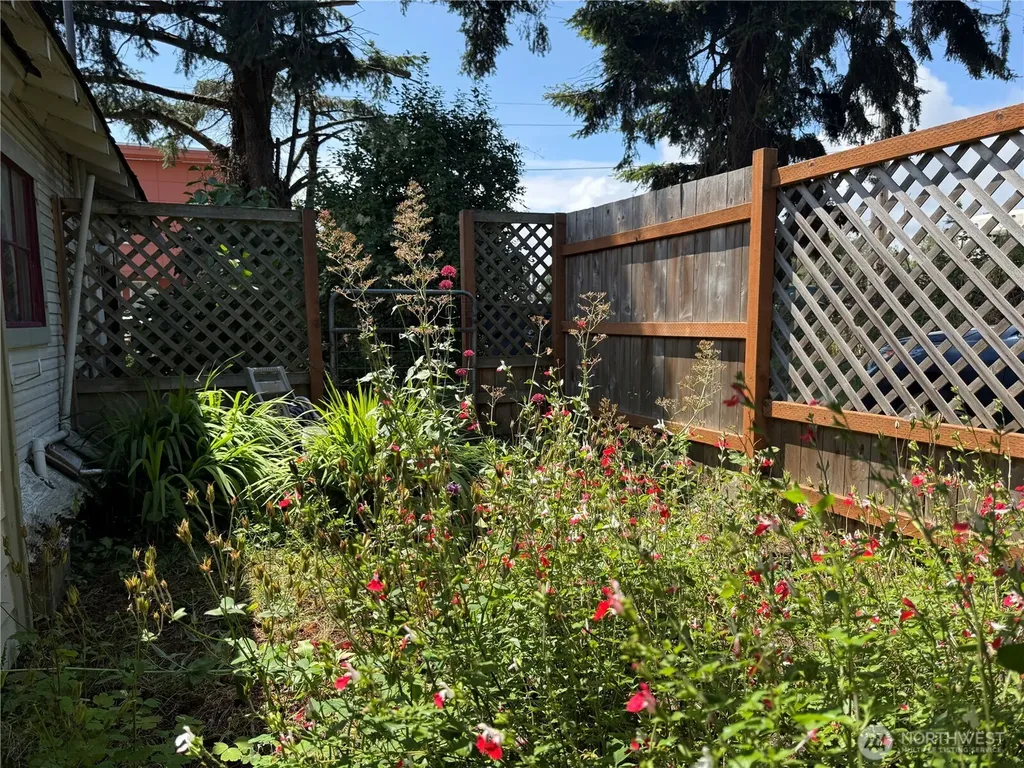 1336 7th Street Port Townsend WA 98368