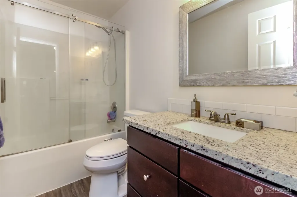 27712 147th Place SE Kent WA 98042