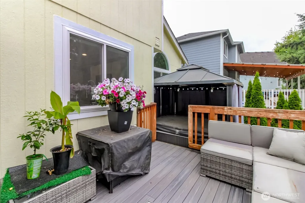 27712 147th Place SE Kent WA 98042