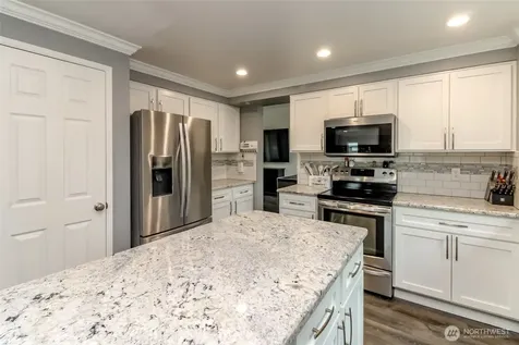 27712 147th Place SE Kent WA 98042
