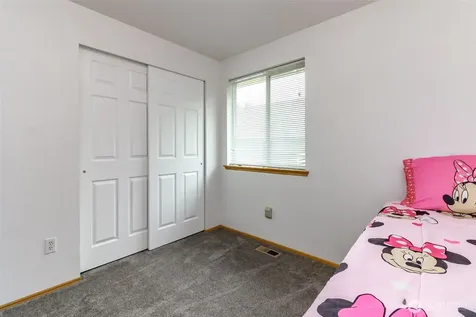 27712 147th Place SE Kent WA 98042