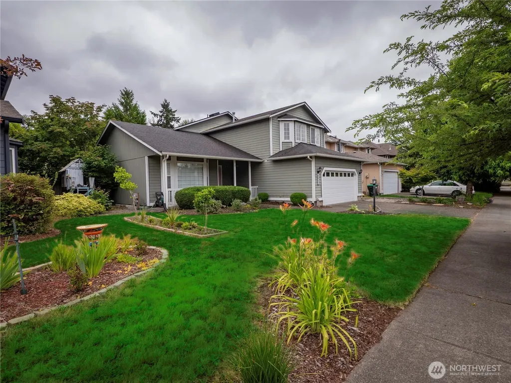 4932 Siskiyou Loop SE Olympia WA 98501