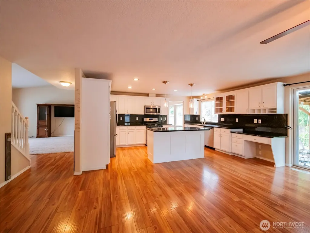 4932 Siskiyou Loop SE Olympia WA 98501