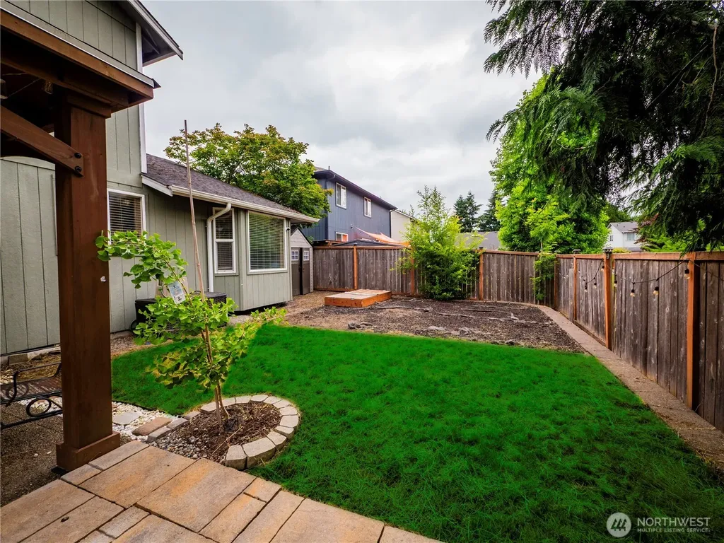 4932 Siskiyou Loop SE Olympia WA 98501