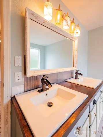 4932 Siskiyou Loop SE Olympia WA 98501