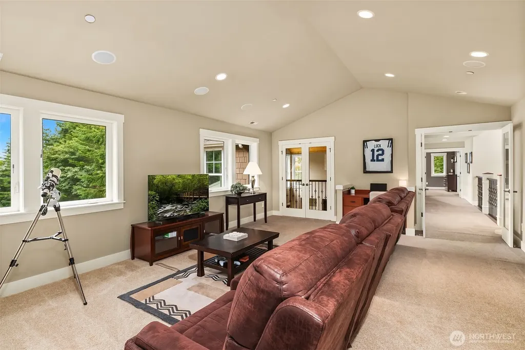 2350 292nd Lane NE Carnation WA 98014