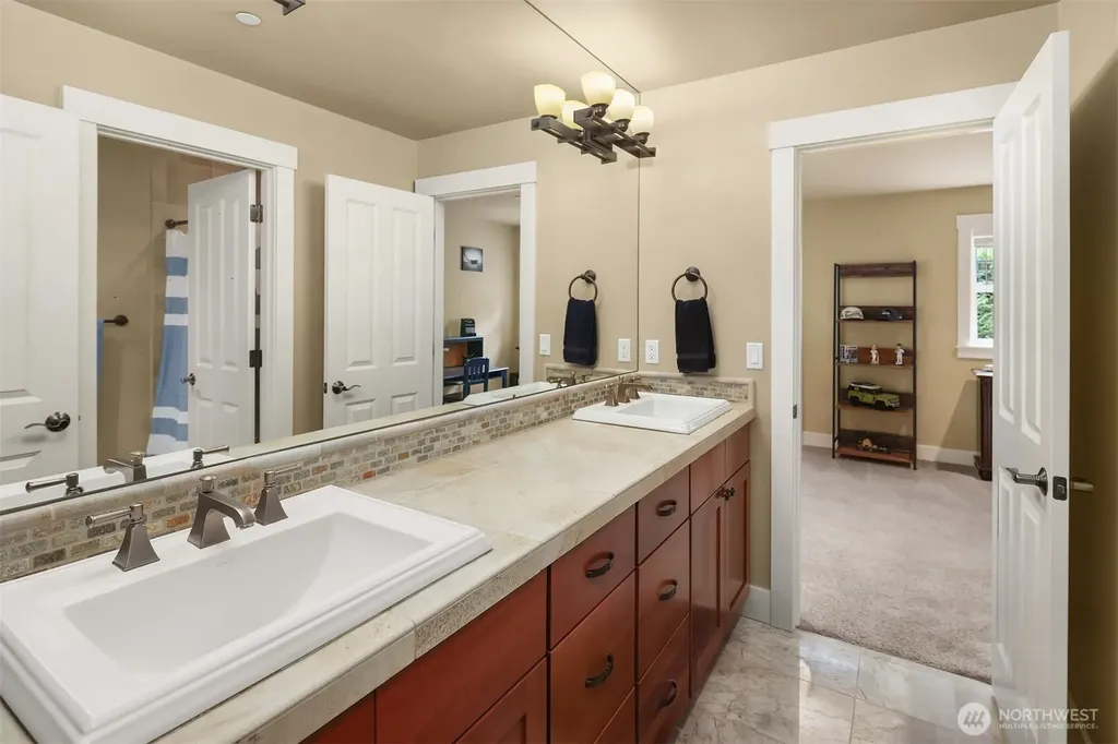 2350 292nd Lane NE Carnation WA 98014