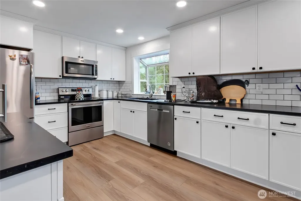 7518 211th Street E Spanaway WA 98387