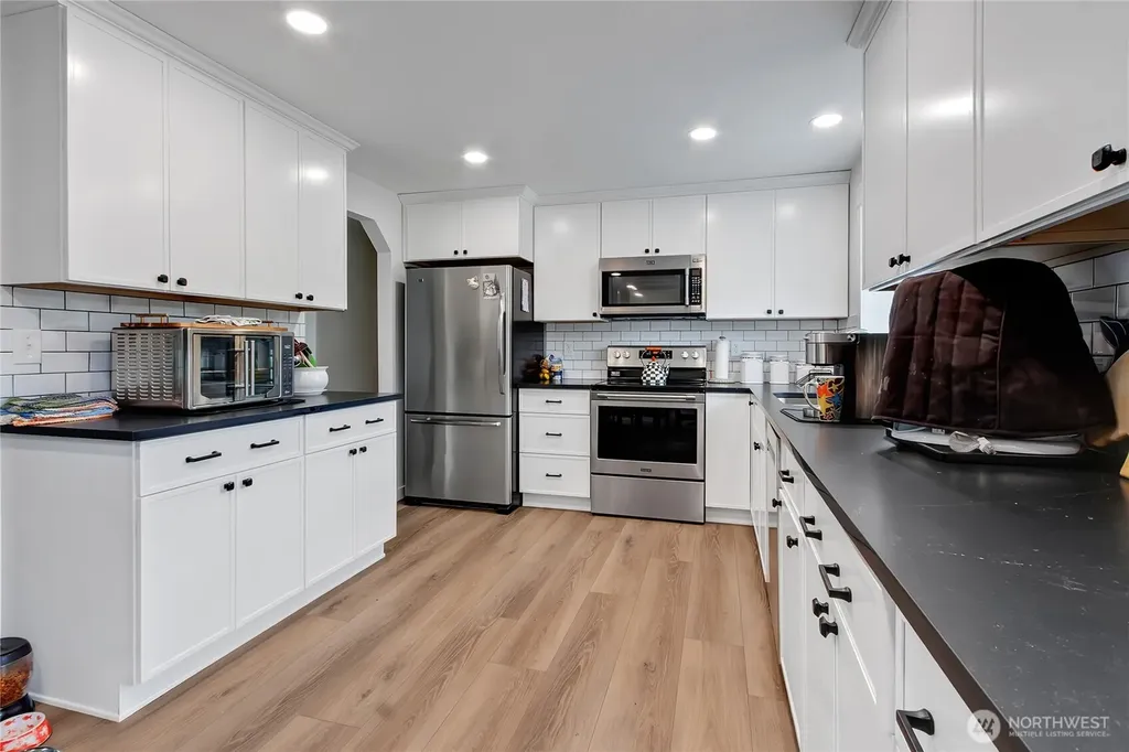 7518 211th Street E Spanaway WA 98387
