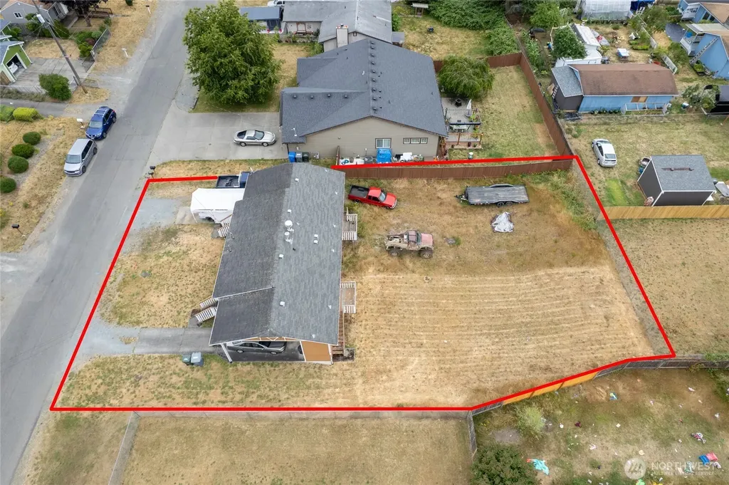1208 111th Street S Tacoma WA 98444
