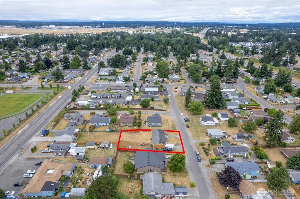 1208 111th Street S Tacoma WA 98444