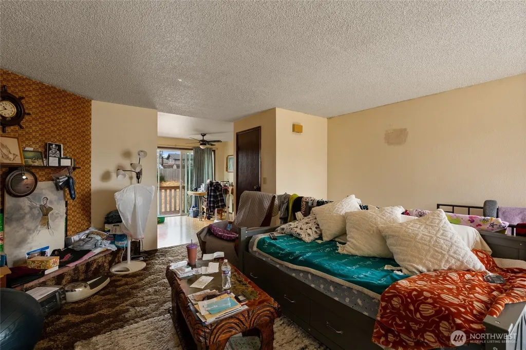 1208 111th Street S Tacoma WA 98444