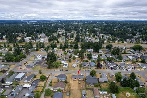 1208 111th Street S Tacoma WA 98444