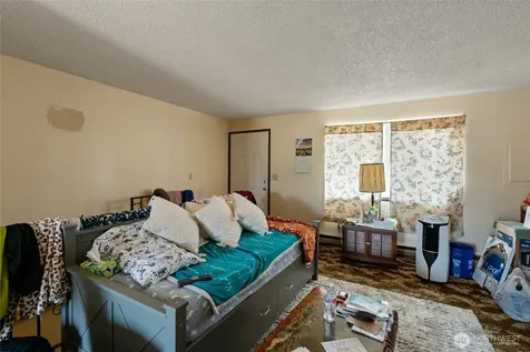 1208 111th Street S Tacoma WA 98444