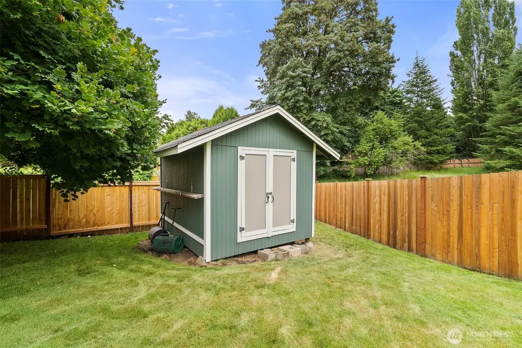 1843 79th Ave SE Tumwater WA 98501