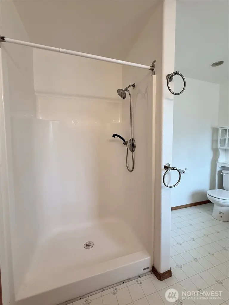 137 Canal Drive NE Ocean Shores WA 98569