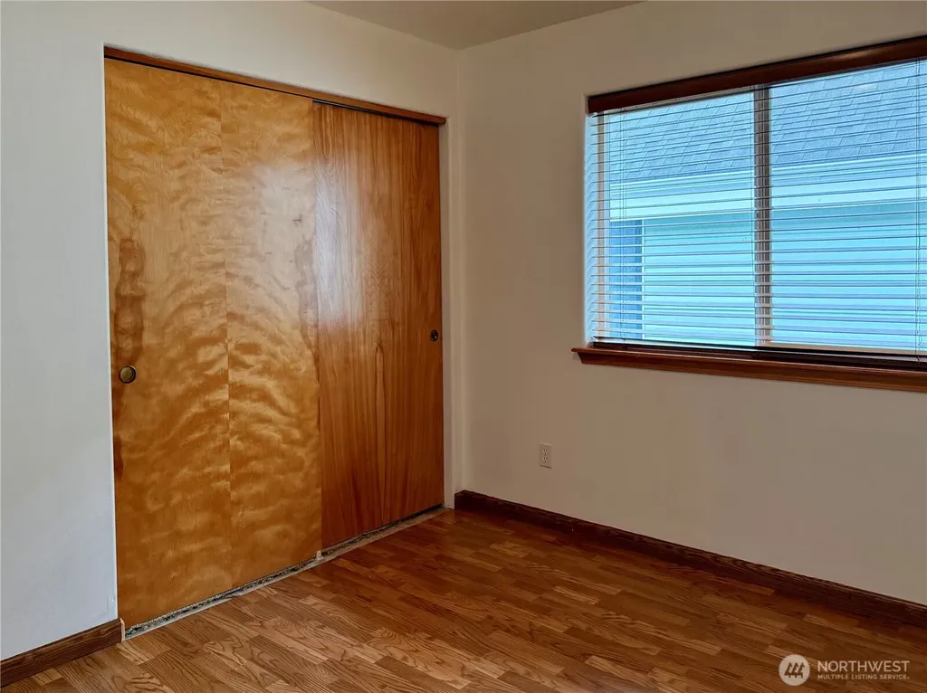137 Canal Drive NE Ocean Shores WA 98569