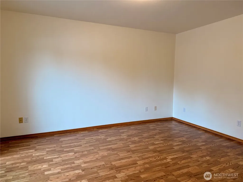 137 Canal Drive NE Ocean Shores WA 98569