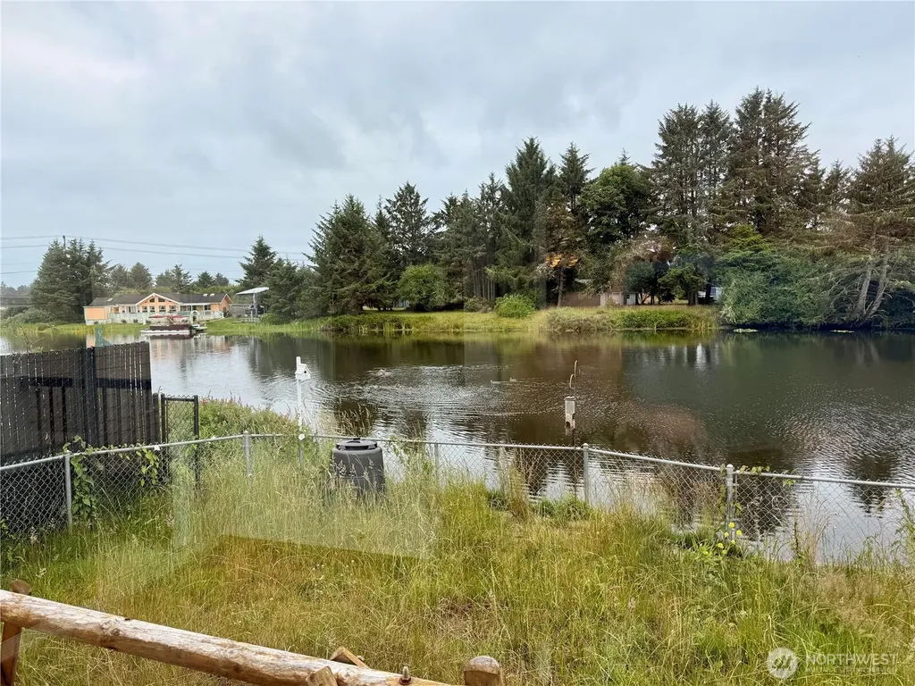 137 Canal Drive NE Ocean Shores WA 98569