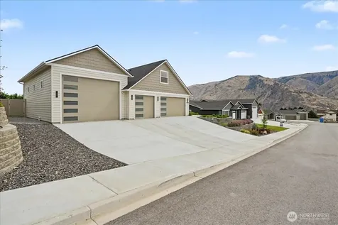 15006 Allison Place Entiat WA 98822