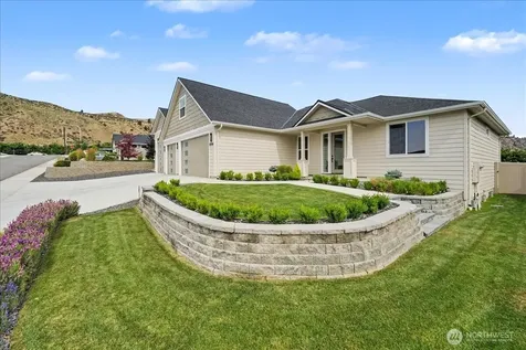 15006 Allison Place Entiat WA 98822