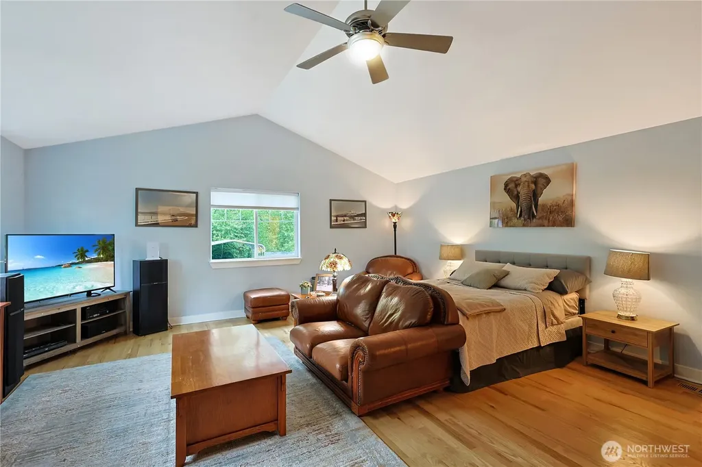 34620 32 Avenue E Eatonville WA 98328
