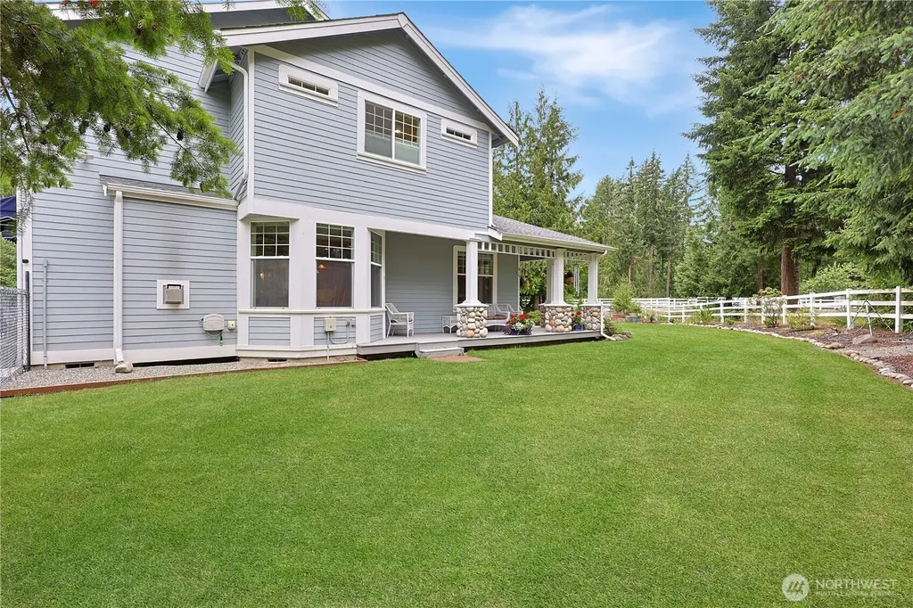 34620 32 Avenue E Eatonville WA 98328