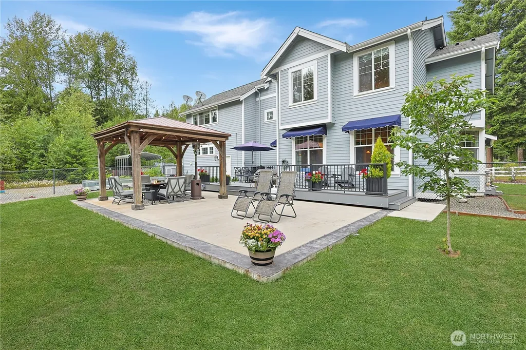 34620 32 Avenue E Eatonville WA 98328